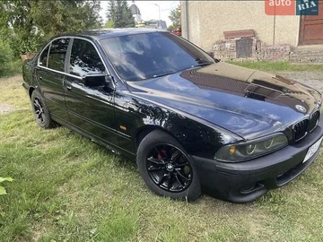 Авто BMW 5 Series 2000 № 8900478