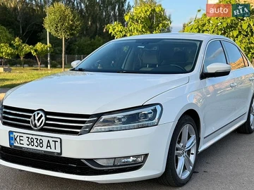 Авто Volkswagen Passat 2015 № 8900504