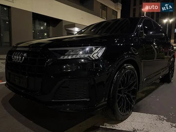 Авто Audi Q7 2021 № 8900513