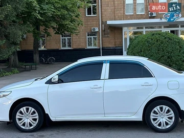 Авто Toyota Corolla 2011 № 8900564