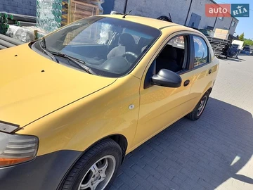Авто Chevrolet Aveo 2005 № 8900649