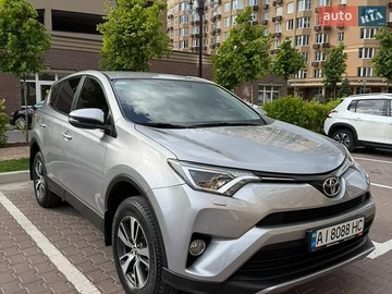Авто Toyota Rav4 2017 № 8900664