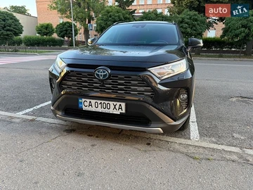 Авто Toyota Rav4 2020 № 8901008
