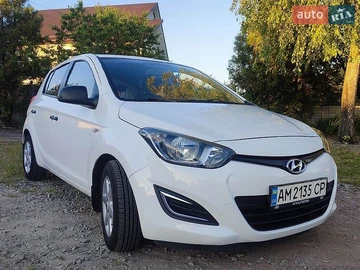 Авто Hyundai I20 2014 № 8901019