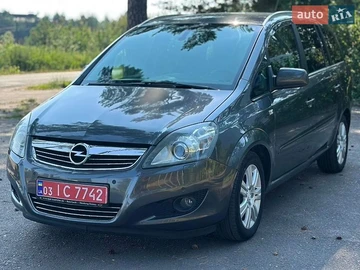Авто Opel Zafira 2010 № 8901031