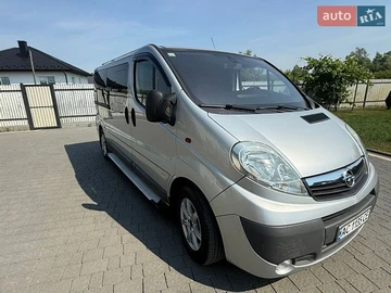 Авто Opel Vivaro 2010 № 8901112