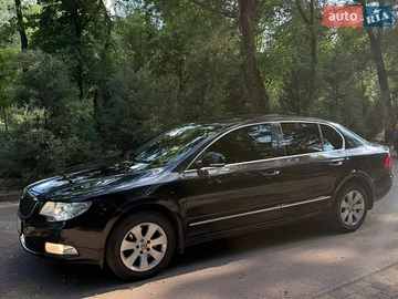 Авто Skoda Superb 2013 № 8901303