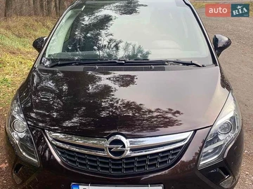 Авто Opel Zafira Tourer 2012 № 8901309