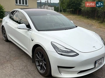 Авто Tesla Model 3 2018 № 8901671