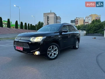 Авто Mitsubishi Outlander 2013 № 8901678
