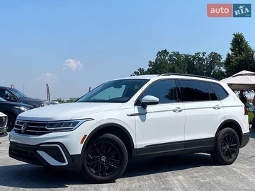Авто Volkswagen Tiguan 2021 № 8901687