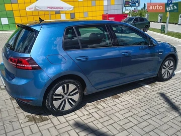 Авто Volkswagen E-Golf 2014 № 8901913