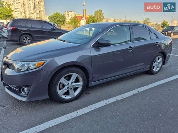 Авто Toyota Camry 2014 № 8901937