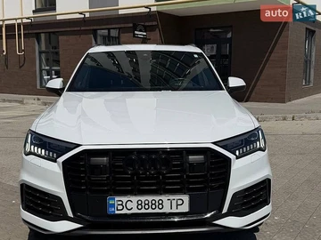 Авто Audi Q7 2021 № 8902108