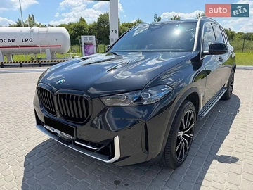 Авто BMW X5 2023 № 8902110