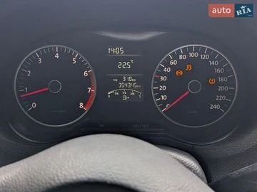 Авто Volkswagen Polo 2010 № 8902135