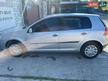 Авто Volkswagen Golf 2005 № 8902223