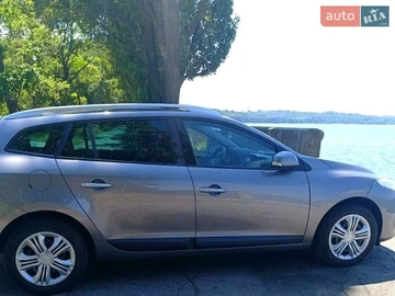 Авто Renault Megane 2009 № 8902227