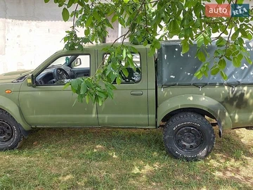 Авто Nissan Navara 2004 № 8902236
