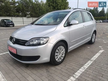 Авто Volkswagen Golf Plus 2009 № 8902251