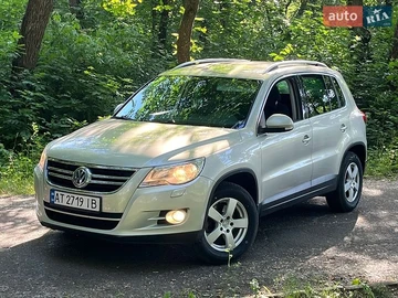Авто Volkswagen Tiguan 2010 № 8902364