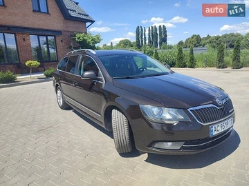 Авто Skoda Superb 2013 № 8902399