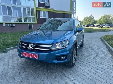 Авто Volkswagen Tiguan 2017 № 8902430