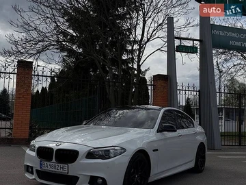 Авто BMW 5 Series 2014 № 8902451