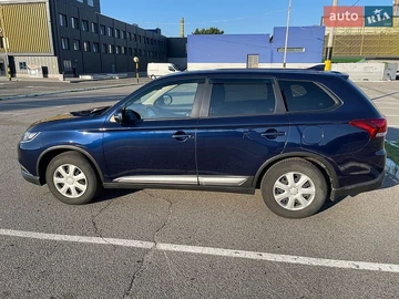 Авто Mitsubishi Outlander 2021 № 8902545