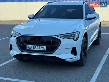 Авто Audi E-Tron 2019 № 8902627