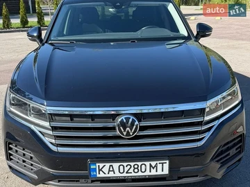 Авто Volkswagen Touareg 2021 № 8902658