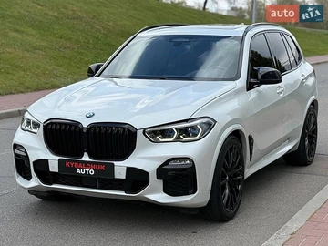 Авто BMW X5 2020 № 8902674