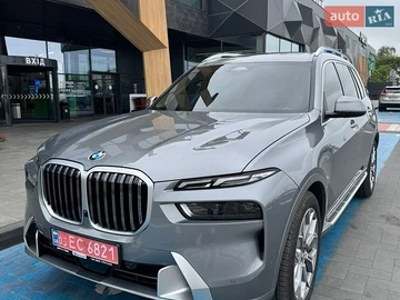 Авто BMW X7 2024 № 8902683