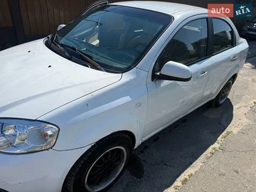Авто Chevrolet Aveo 2007 № 8902752