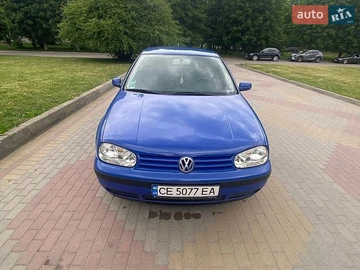 Авто Volkswagen Golf 2000 № 8902771