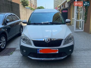 Авто Skoda Roomster 2010 № 8902821