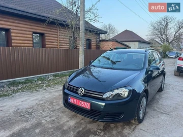 Авто Volkswagen Golf 2010 № 8903048