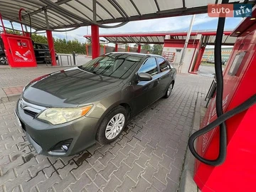 Авто Toyota Camry 2013 № 8903073