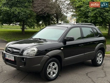 Авто Hyundai Tucson 2008 № 8903125