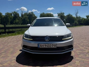Авто Volkswagen Jetta 2016 № 8903168