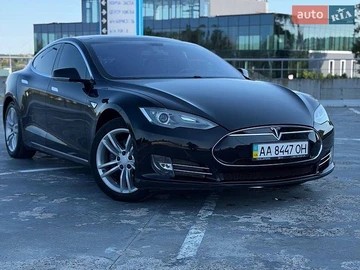 Авто Tesla Model S 2013 № 8903185