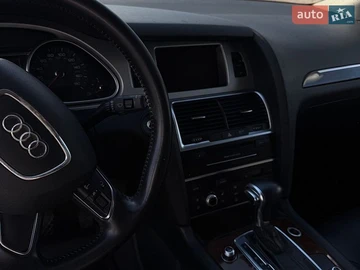 Авто Audi Q7 2011 № 8903371