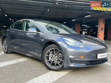Авто Tesla Model 3 2019 № 8903412