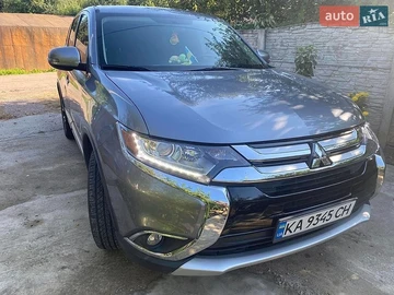 Авто Mitsubishi Outlander 2018 № 8903415