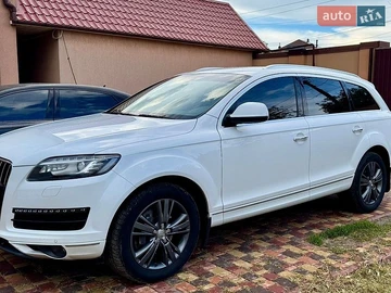 Авто Audi Q7 2013 № 8903484