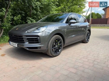 Авто Porsche Cayenne 2021 № 8903660