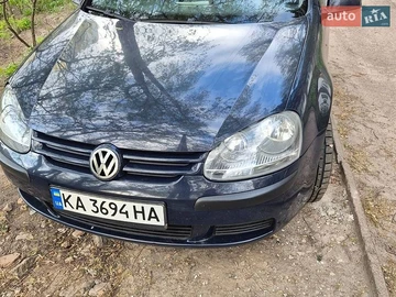 Авто Volkswagen Golf 2004 № 8903904