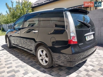 Авто Mitsubishi Grandis 2007 № 8903983