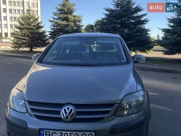 Авто Volkswagen Golf Plus 2005 № 8903995