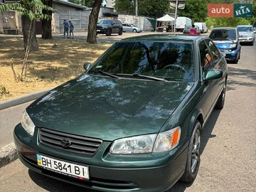 Авто Toyota Camry 2000 № 8903999